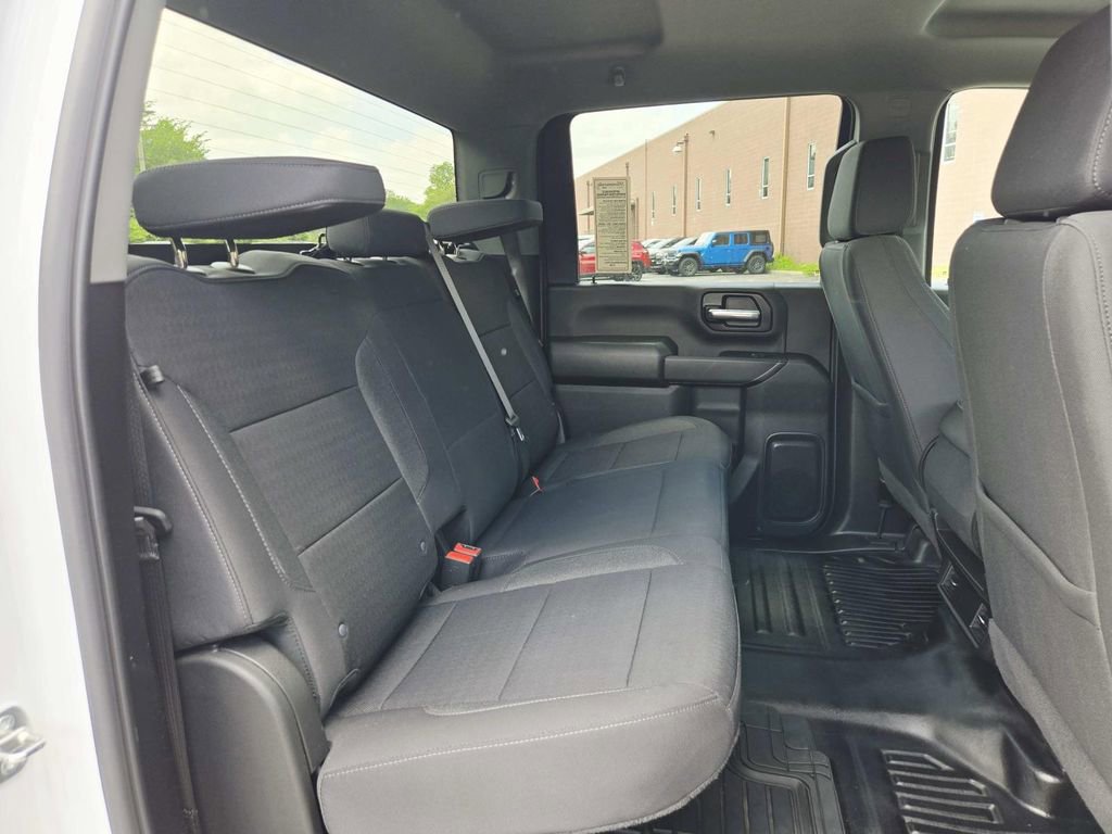 Used 2024 GMC Sierra 2500 Pro w/ 1SA Pro Safety Plus Package AWD/4WD image 15