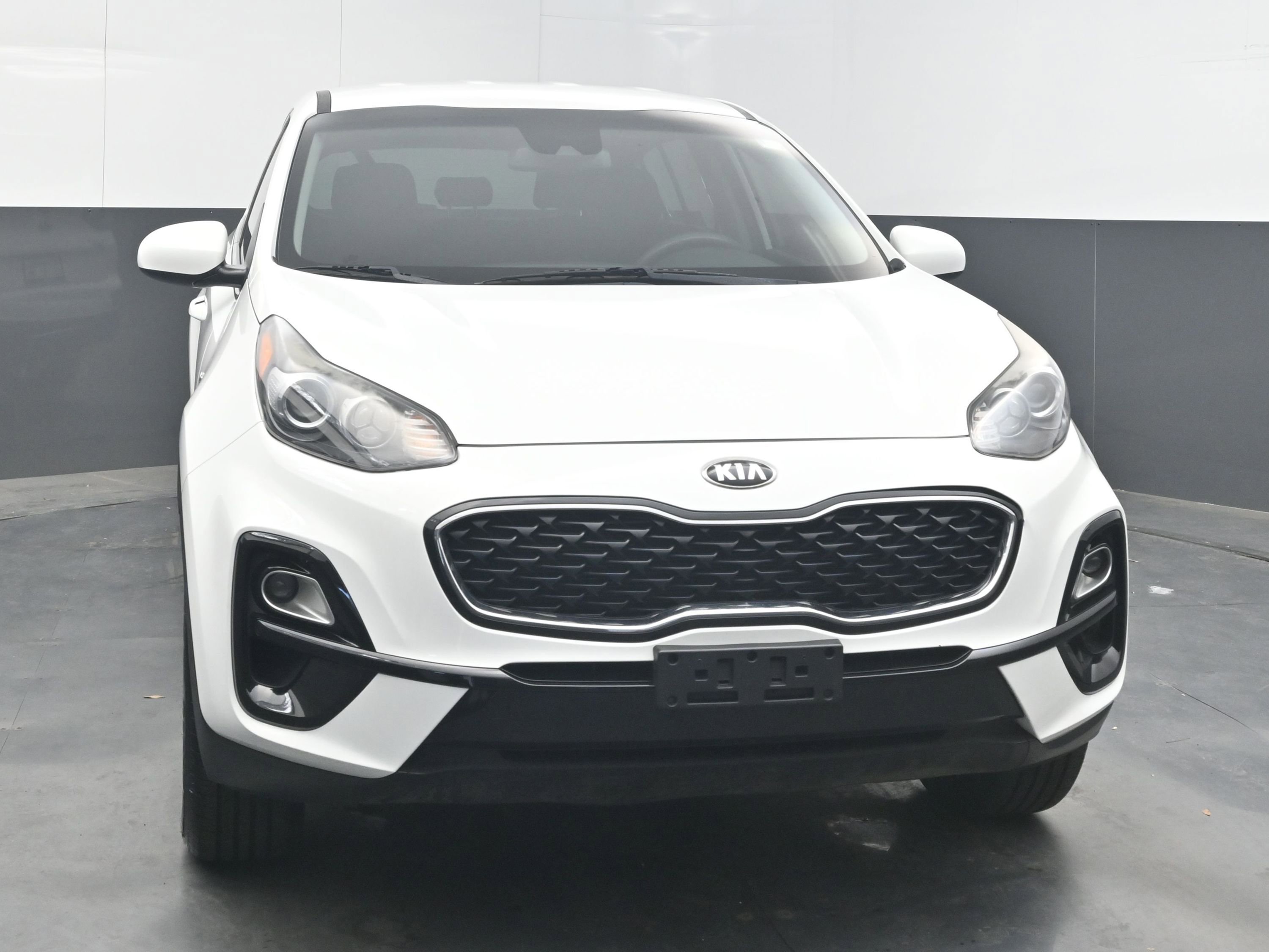 Used 2020 Kia Sportage LX AWD/4WD image 2