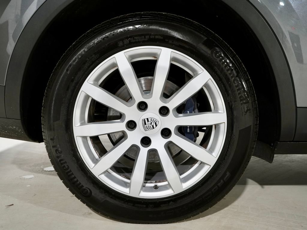 Used 2021 Porsche Cayenne image 35