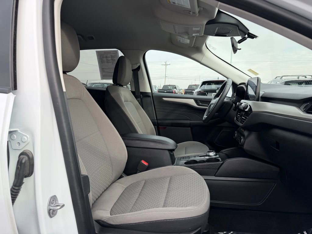 Used 2022 Ford Escape SE w/ Convenience Package image 22