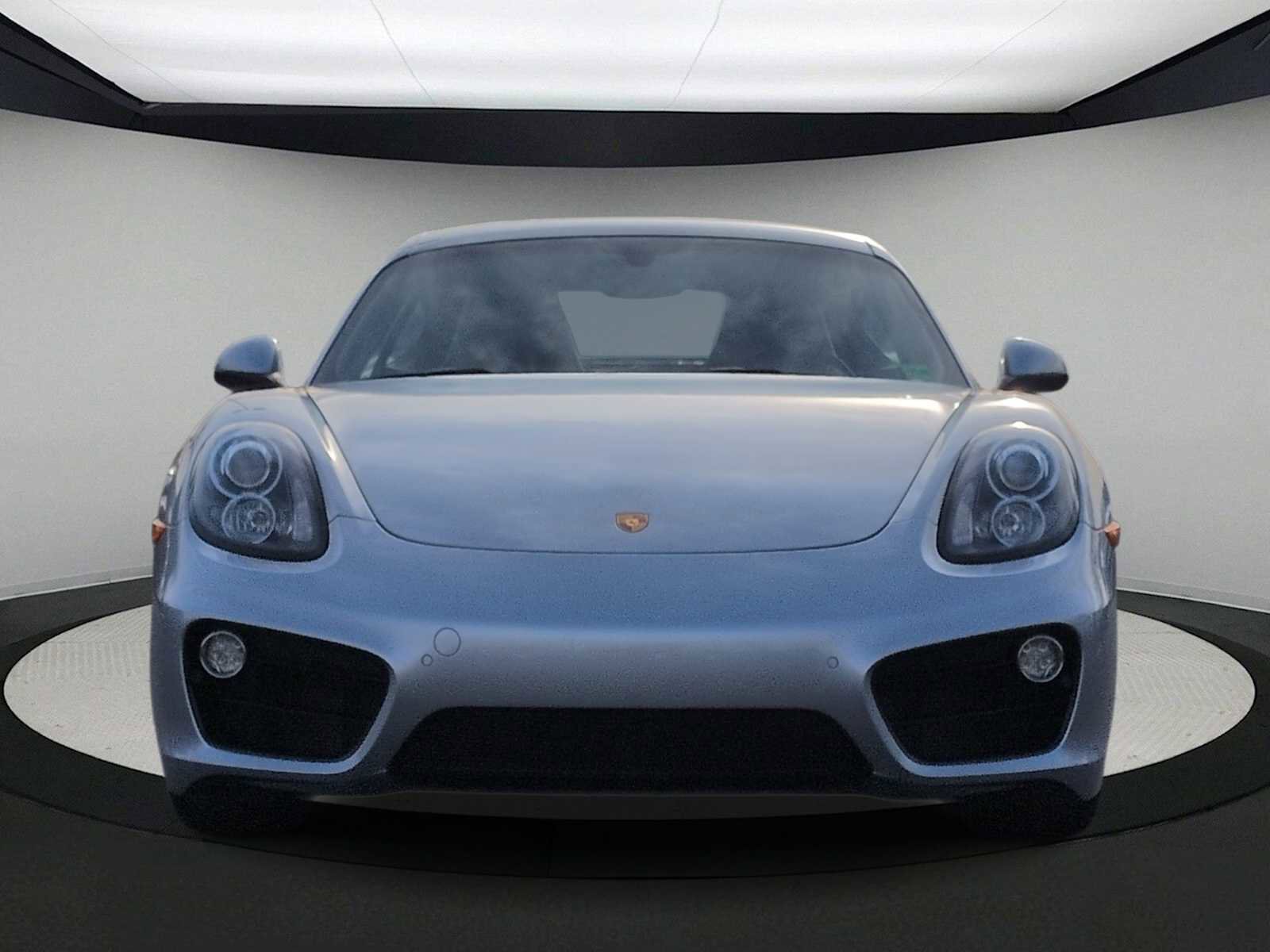 Used 2016 Porsche Cayman image 3