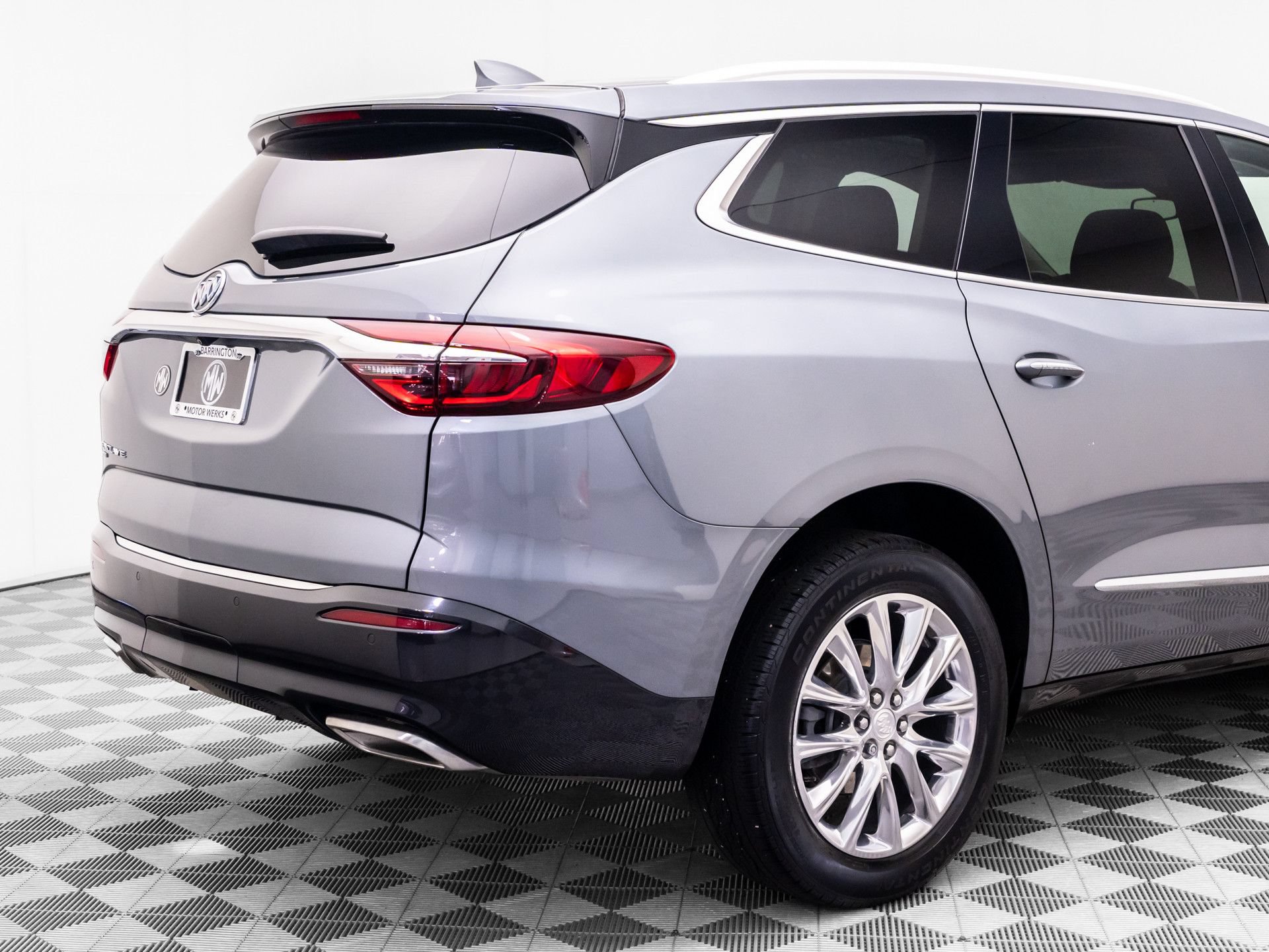 Used 2021 Buick Enclave Premium w/ Sun and Sites Package AWD/4WD image 43