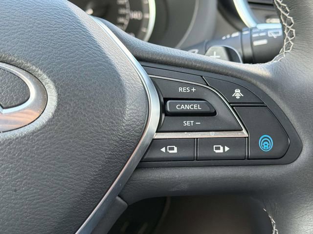 Certified 2025 INFINITI QX50 Luxe AWD/4WD image 12