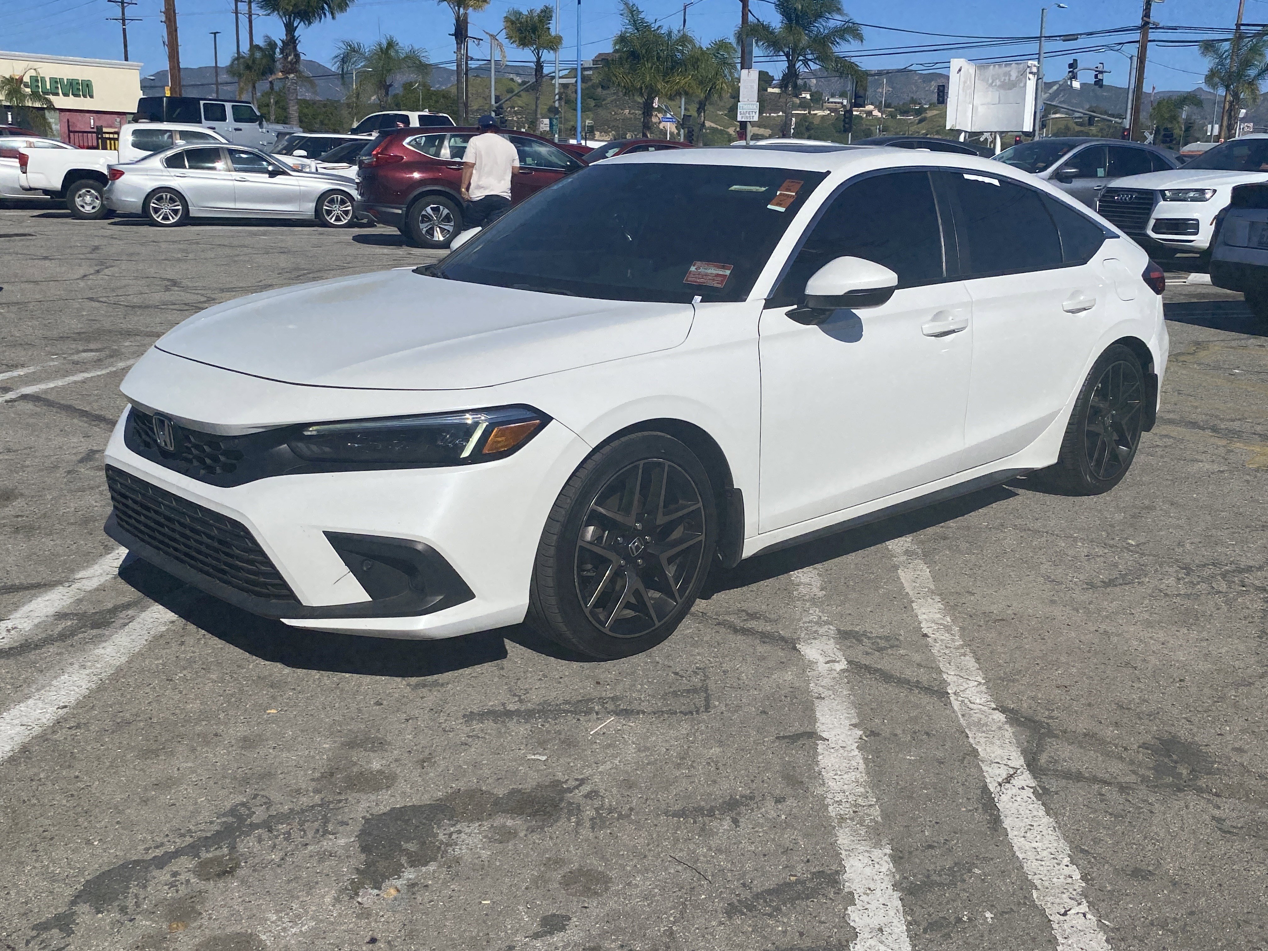 Used 2022 Honda Civic Sport Touring image 2