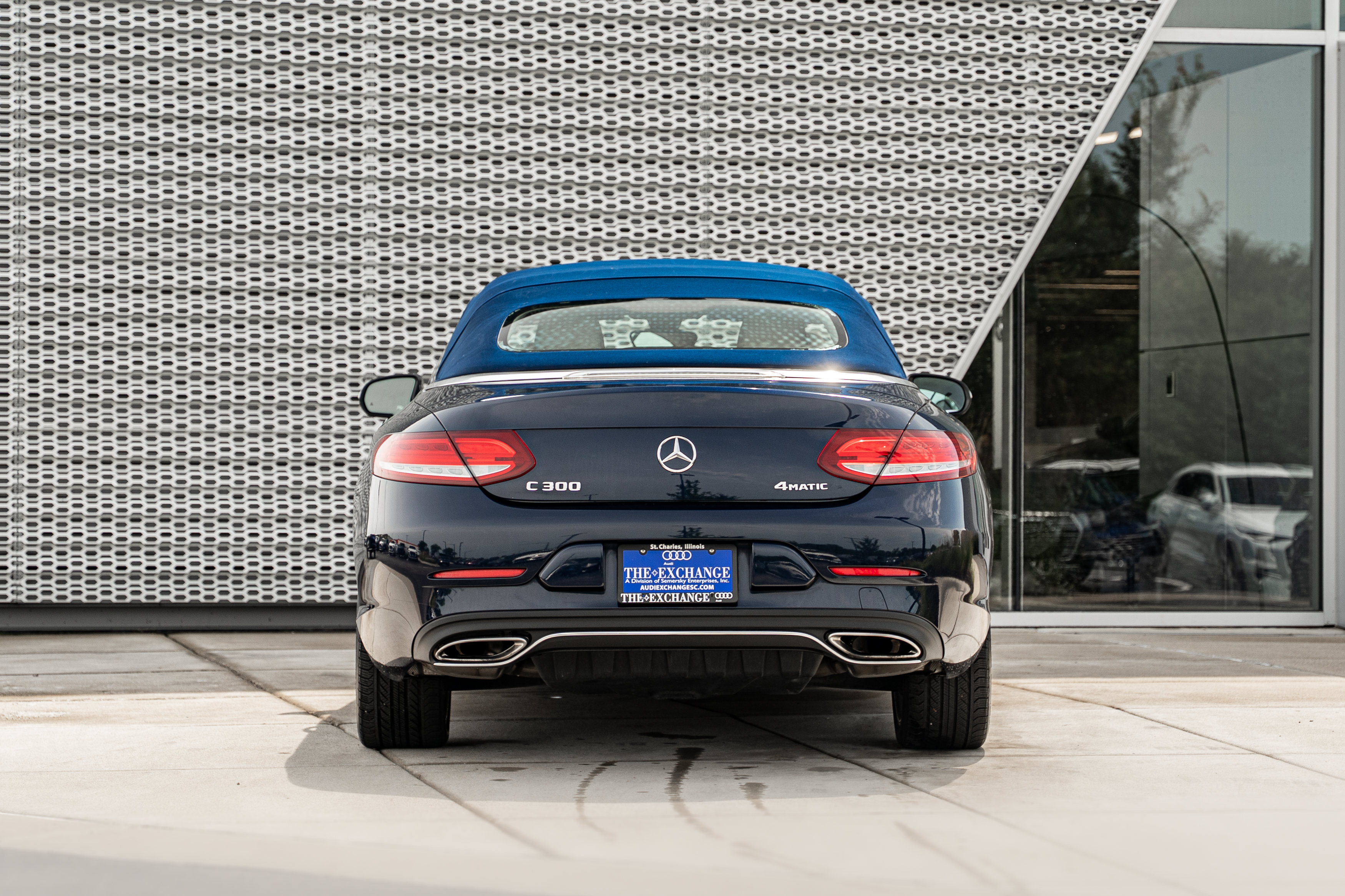 Used 2017 Mercedes-Benz C 300 4MATIC Cabriolet image 28