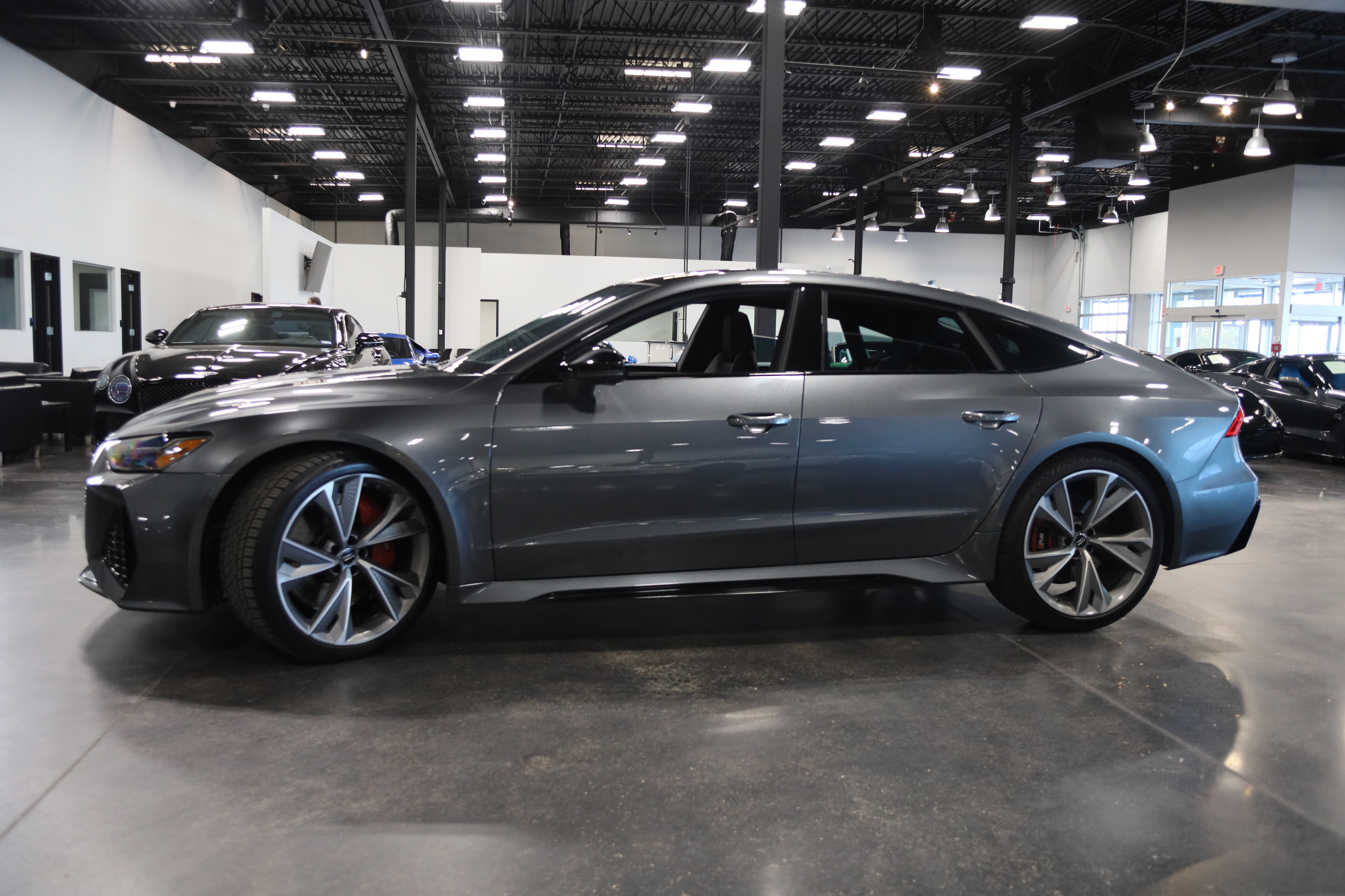 Used 2021 Audi RS 7 Sportback w/ Black Optic Package AWD/4WD image 9