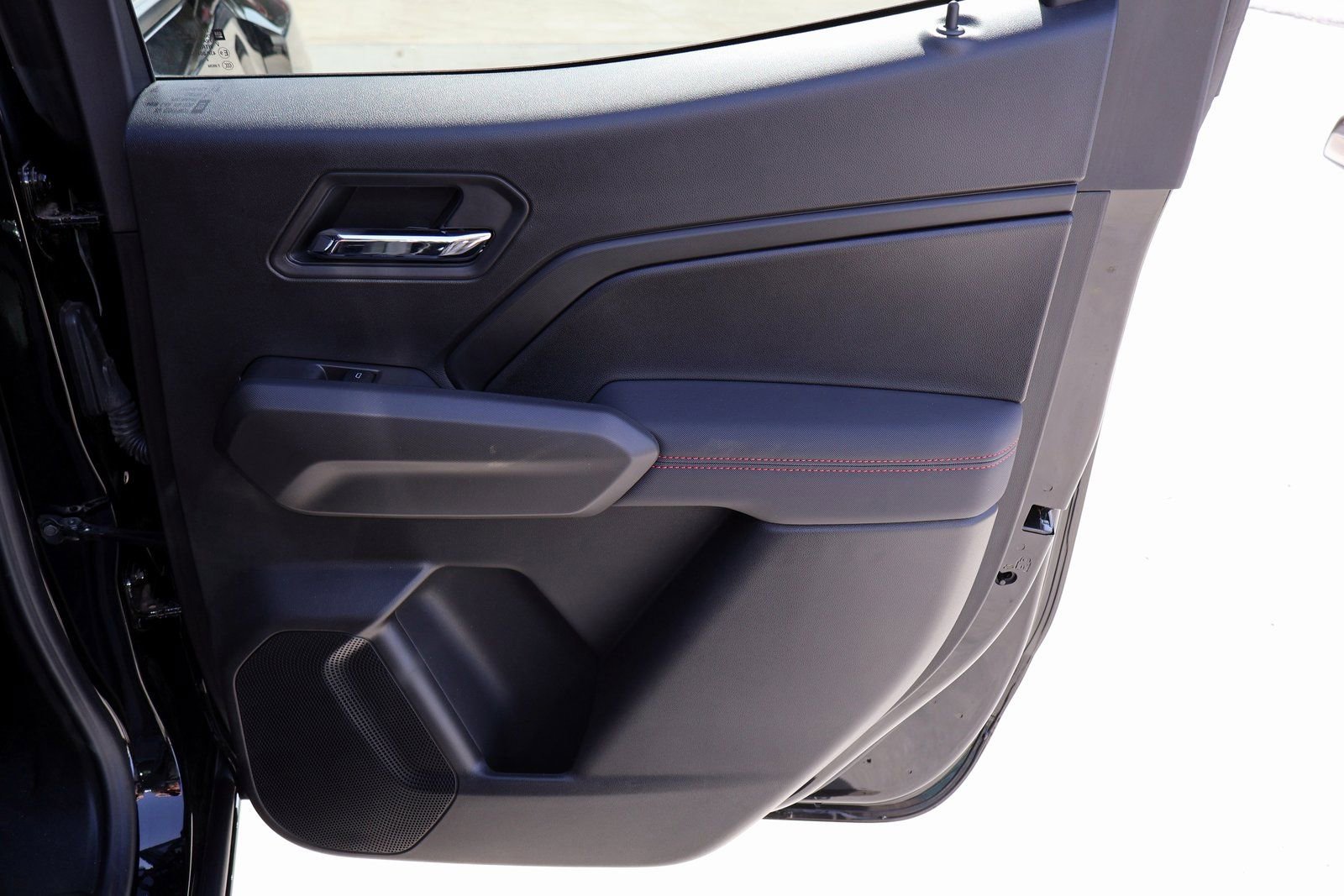 Used 2025 Chevrolet Colorado Z71 image 14