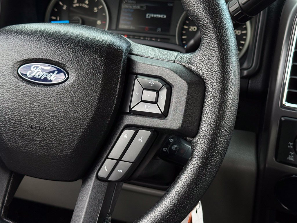 Used 2015 Ford F150 XLT w/ Equipment Group 302A Luxury AWD/4WD image 7