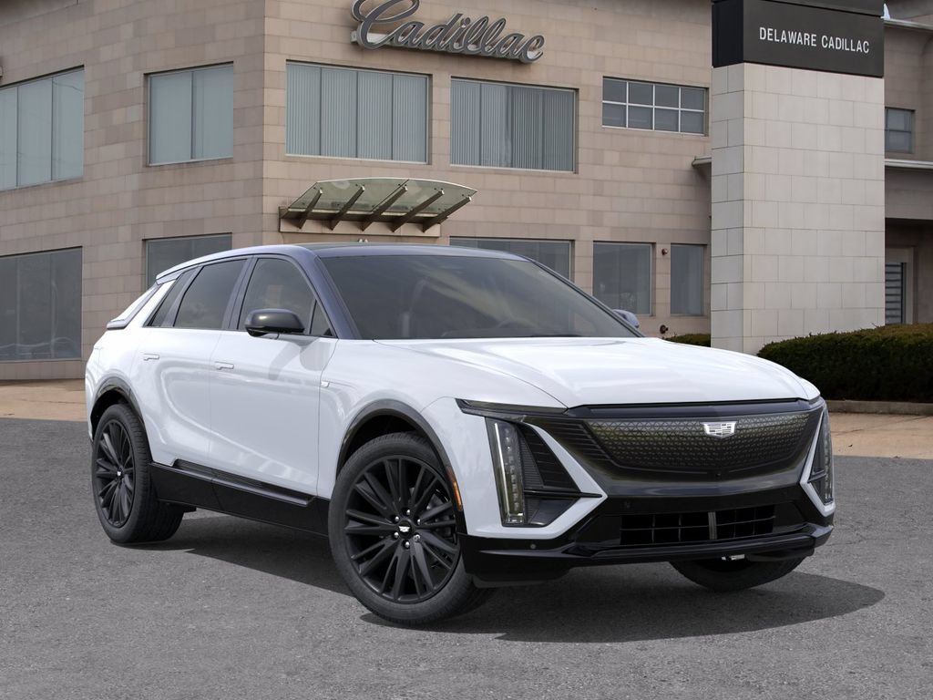 New 2026 Cadillac Lyriq Signature Sport AWD/4WD image 7