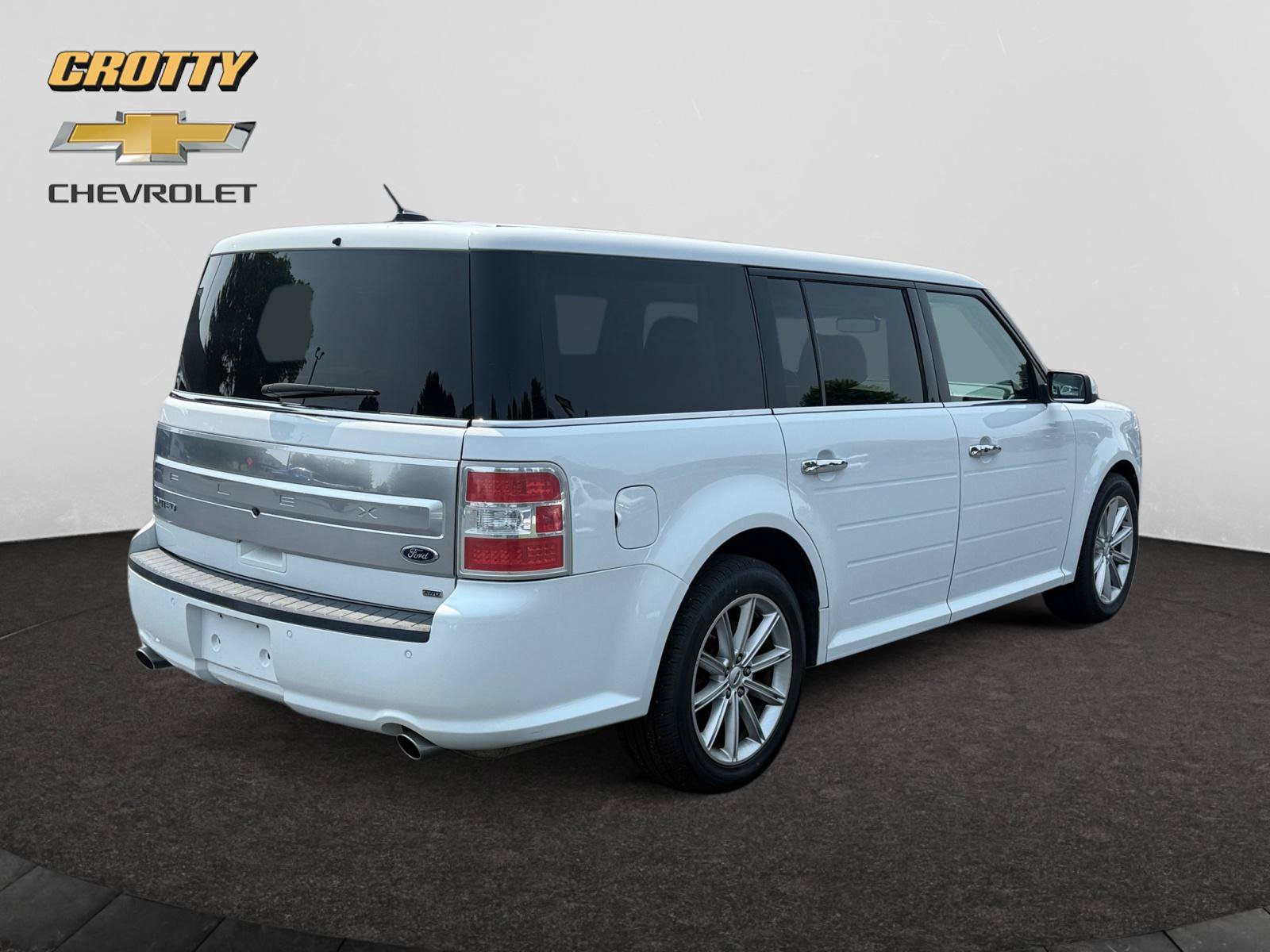 Used 2017 Ford Flex Limited AWD/4WD image 5