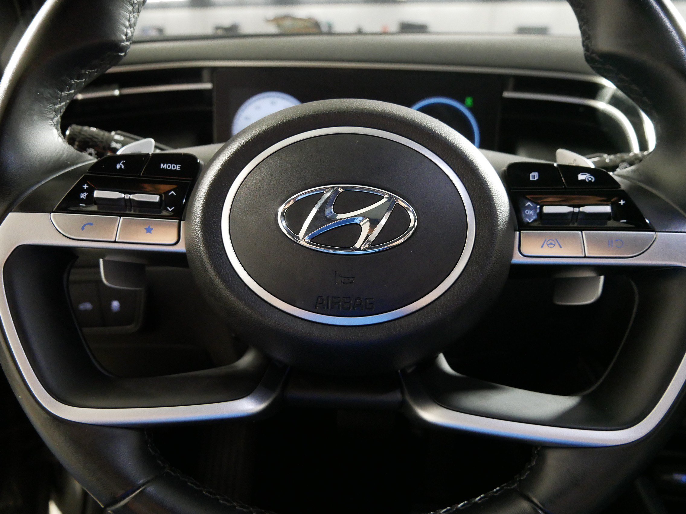 Used 2022 Hyundai Santa Cruz SEL Premium AWD/4WD image 25