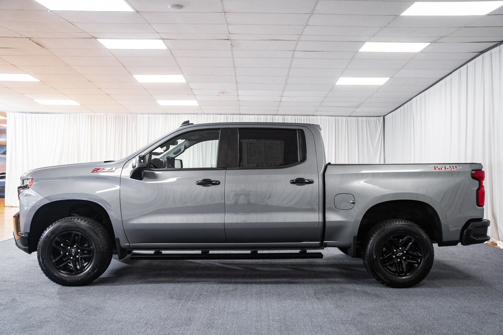 Used 2019 Chevrolet Silverado 1500 LT Trail Boss image 5