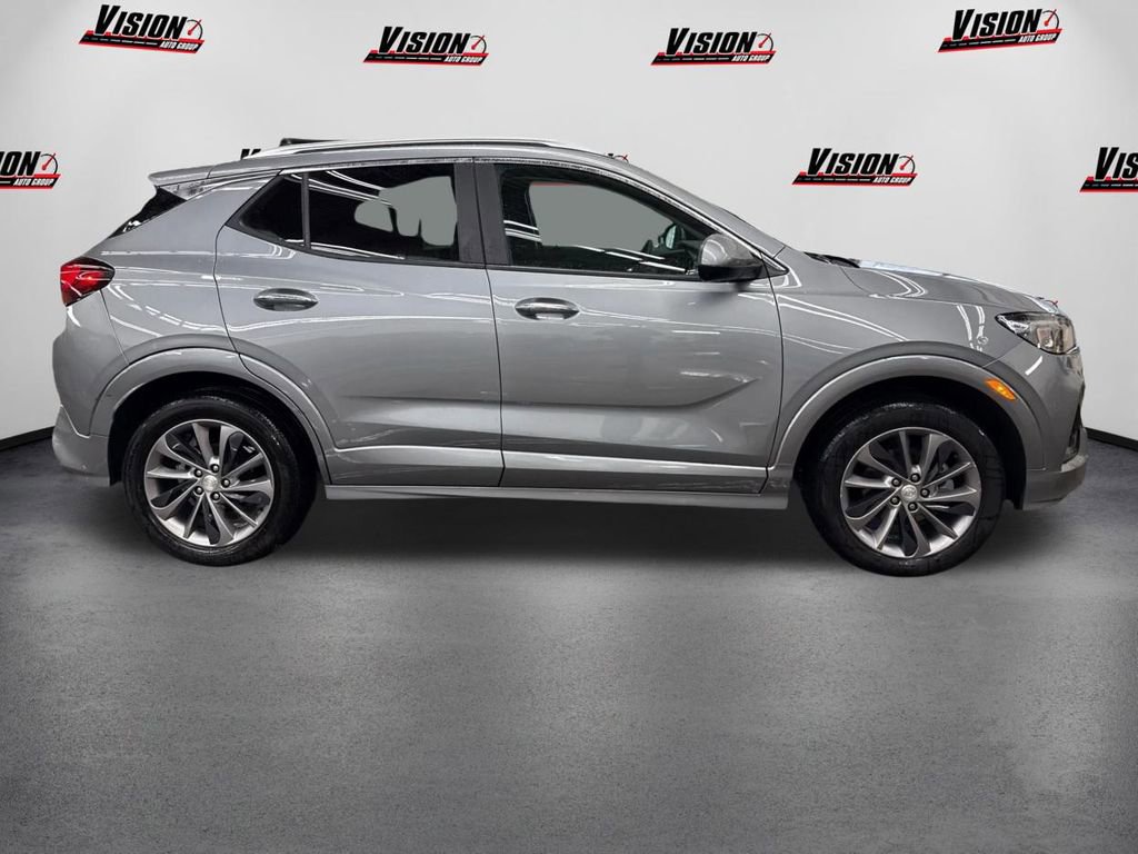 Used 2023 Buick Encore GX Select w/ Experience Buick Package image 4