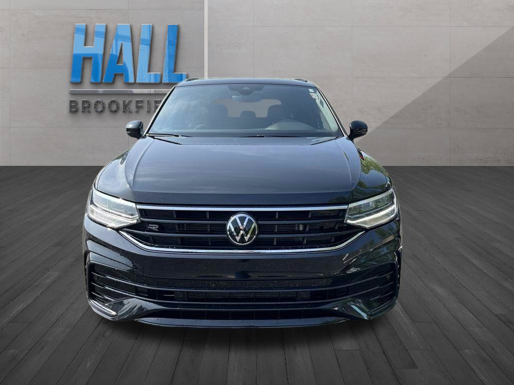 Certified 2024 Volkswagen Tiguan SE R-Line AWD/4WD image 10