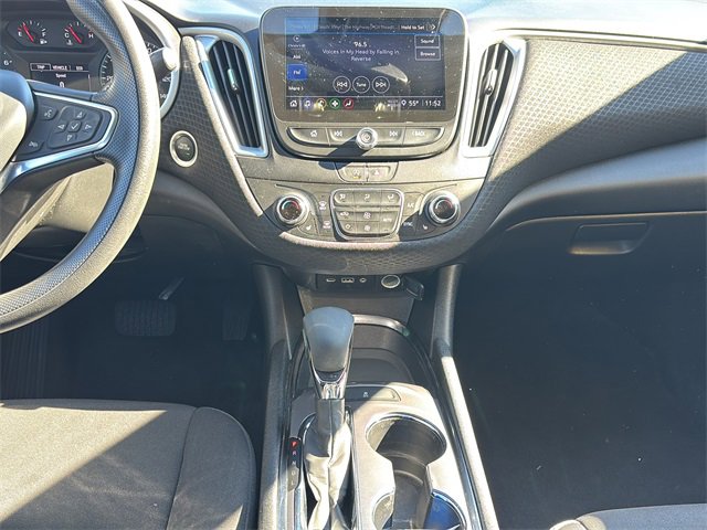 Used 2023 Chevrolet Malibu LT image 23