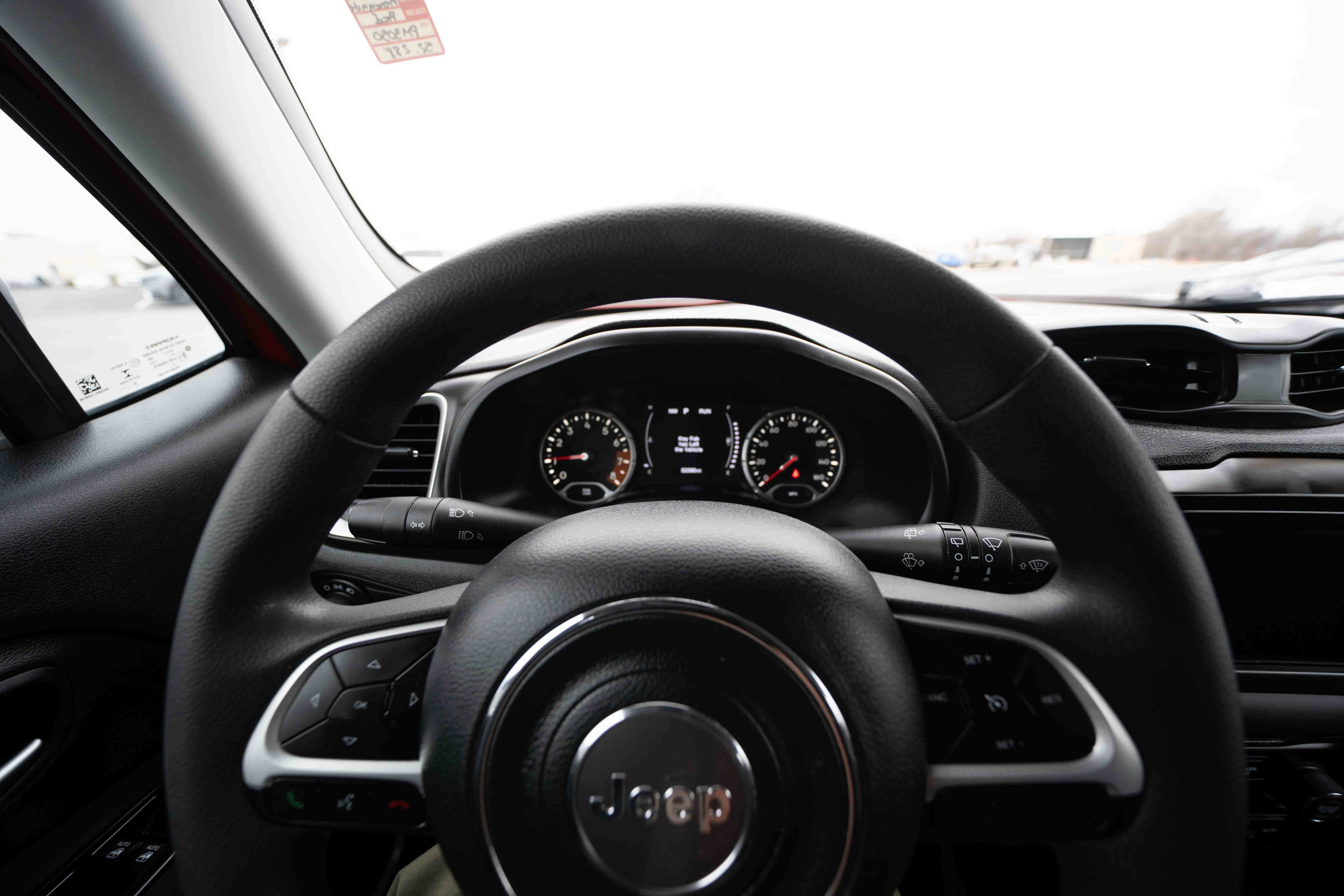 Used 2021 Jeep Renegade Sport image 15