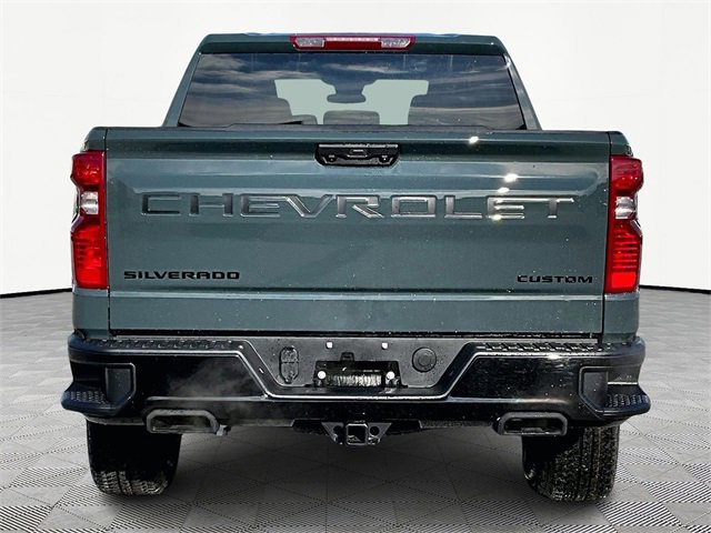 New 2026 Chevrolet Silverado 1500 Custom Trail Boss w/ LPO, Dark Essentials Package image 5