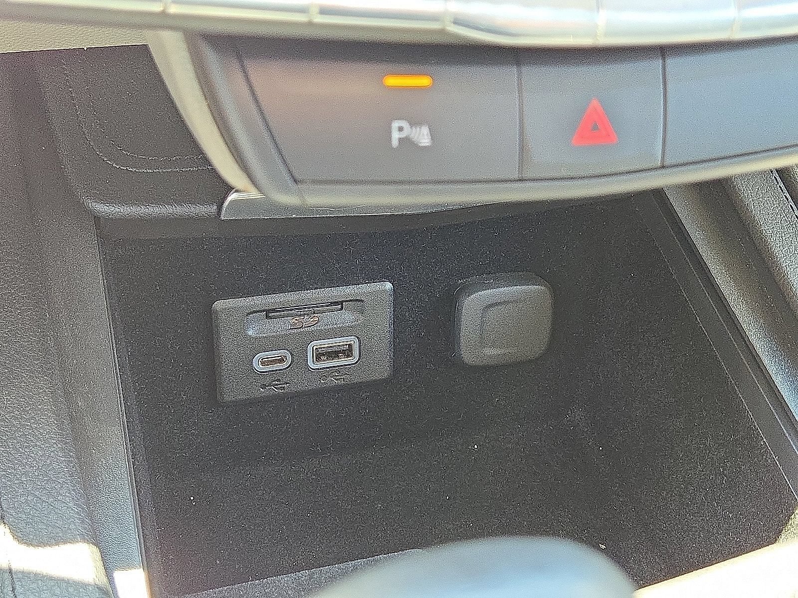 Used 2019 Cadillac XT4 Luxury FWD image 29