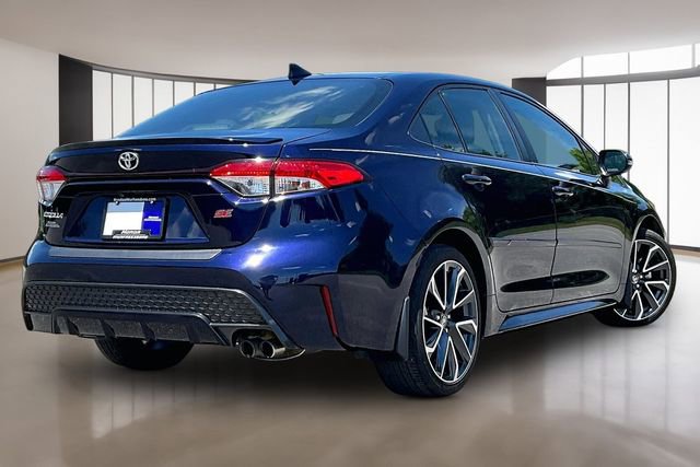 Used 2022 Toyota Corolla SE w/ SE Premium Package FWD image 6