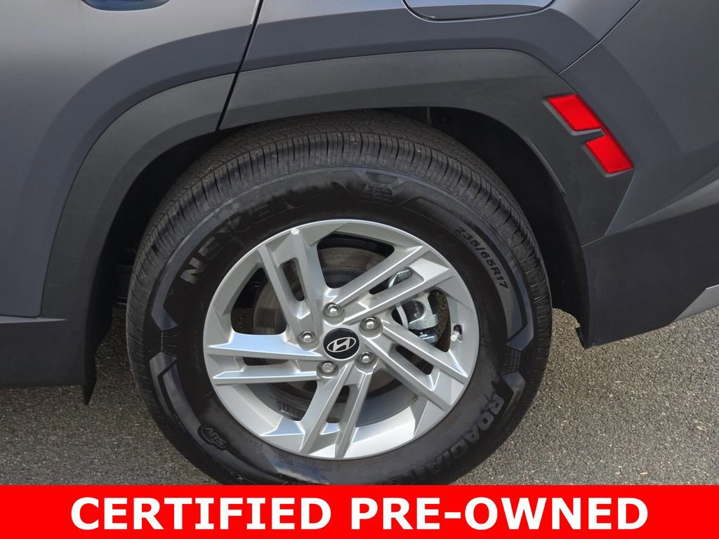 Used 2025 Hyundai Tucson SE image 34