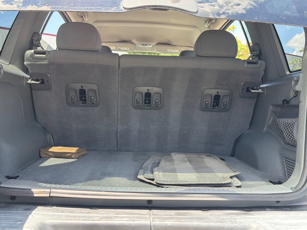 Used 2006 Jeep Liberty Sport RWD image 20