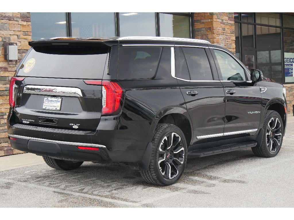 Used 2022 GMC Yukon SLT image 3