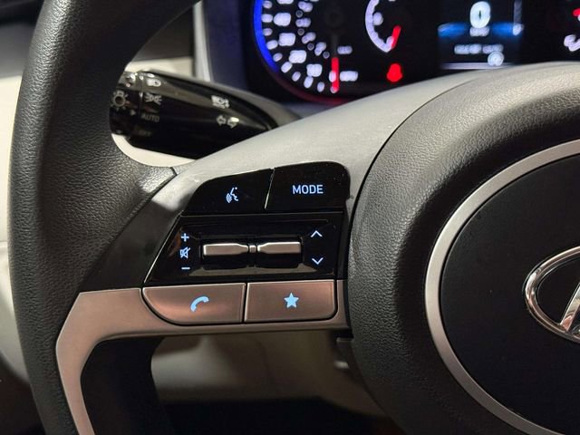 Used 2023 Hyundai Tucson SEL w/ Winter Package image 17