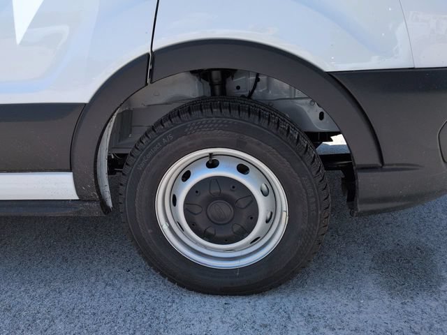 New 2026 Ford Transit 250 148 Medium Roof w/ Load Area Protection Package RWD image 10