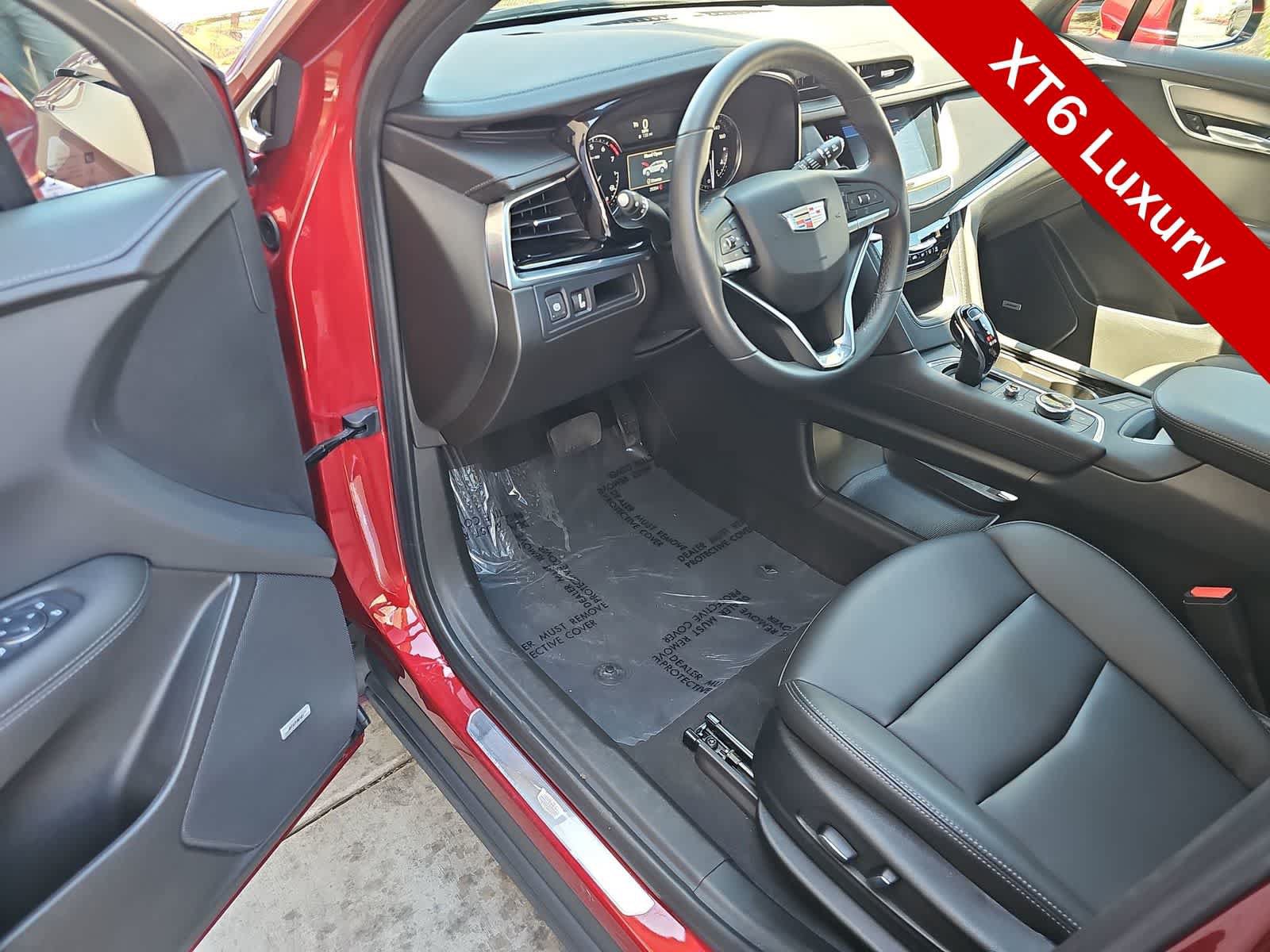 Used 2023 Cadillac XT6 Luxury FWD image 9