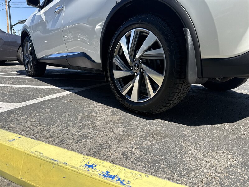 Used 2019 Nissan Murano SL AWD/4WD image 6