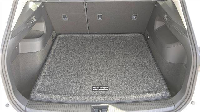 New 2026 Volkswagen Tiguan SE AWD/4WD image 6
