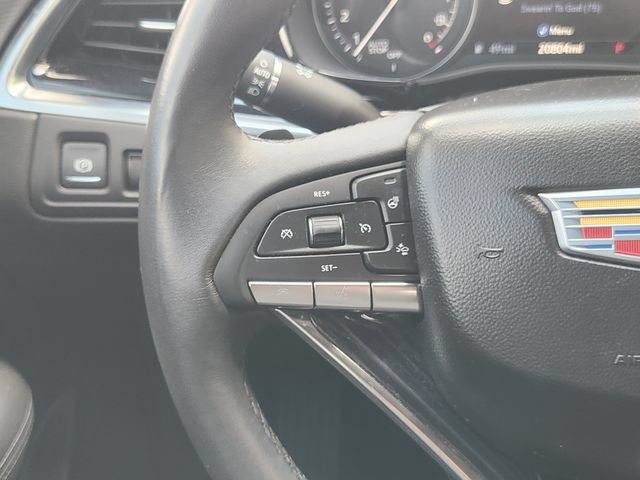 Used 2025 Cadillac XT6 Premium Luxury w/ Technology Package FWD image 28