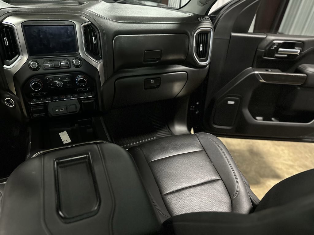 Used 2021 Chevrolet Silverado 2500 LTZ w/ LTZ Plus Package image 8