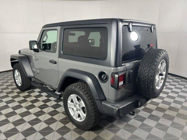 Used 2020 Jeep Wrangler Sport AWD/4WD image 7