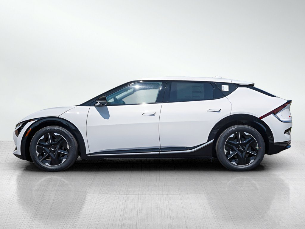 New 2026 Kia EV6 Wind AWD/4WD image 4