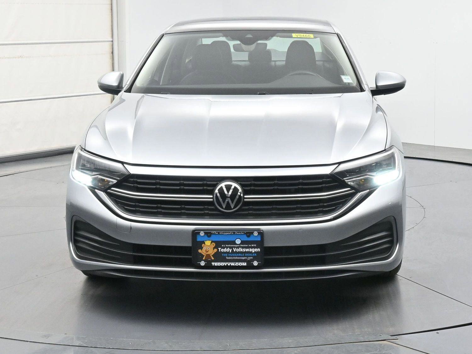 Used 2023 Volkswagen Jetta SE FWD image 27
