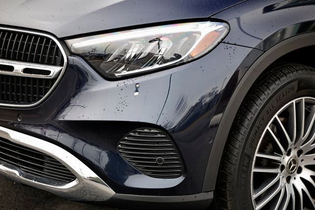 Used 2024 Mercedes-Benz GLC 300 4MATIC image 12