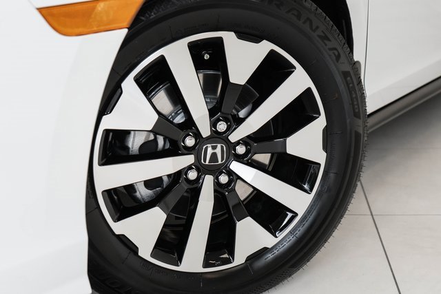 New 2026 Honda Odyssey EX-L image 2