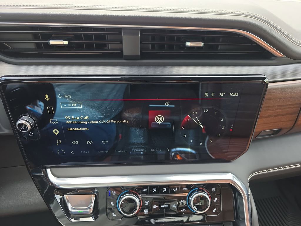 Used 2025 GMC Sierra 2500 Denali Ultimate image 26