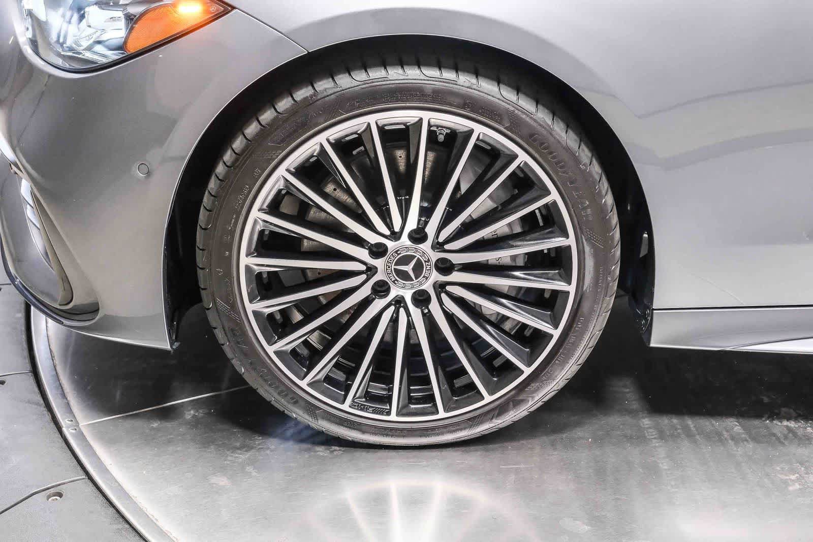 Certified 2025 Mercedes-Benz C 300 Sedan image 10