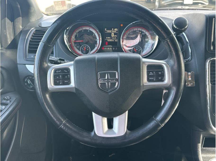 Used 2019 Dodge Grand Caravan GT image 16