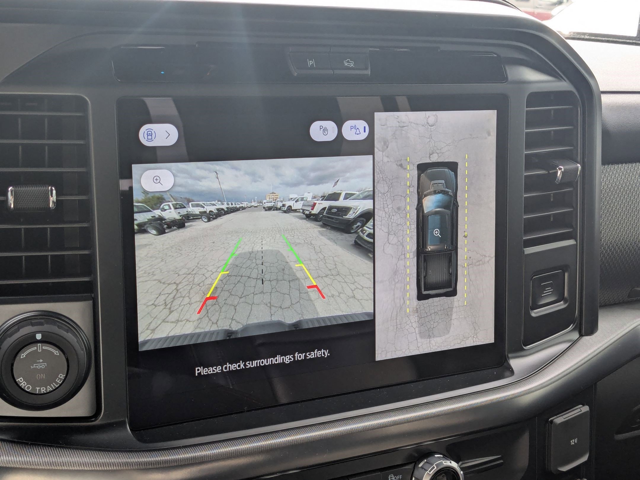 Used 2025 Ford F150 Raptor image 23