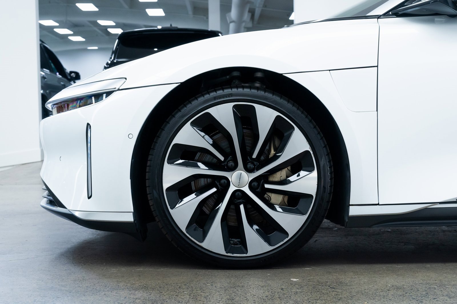 Used 2022 Lucid Air Grand Touring image 7