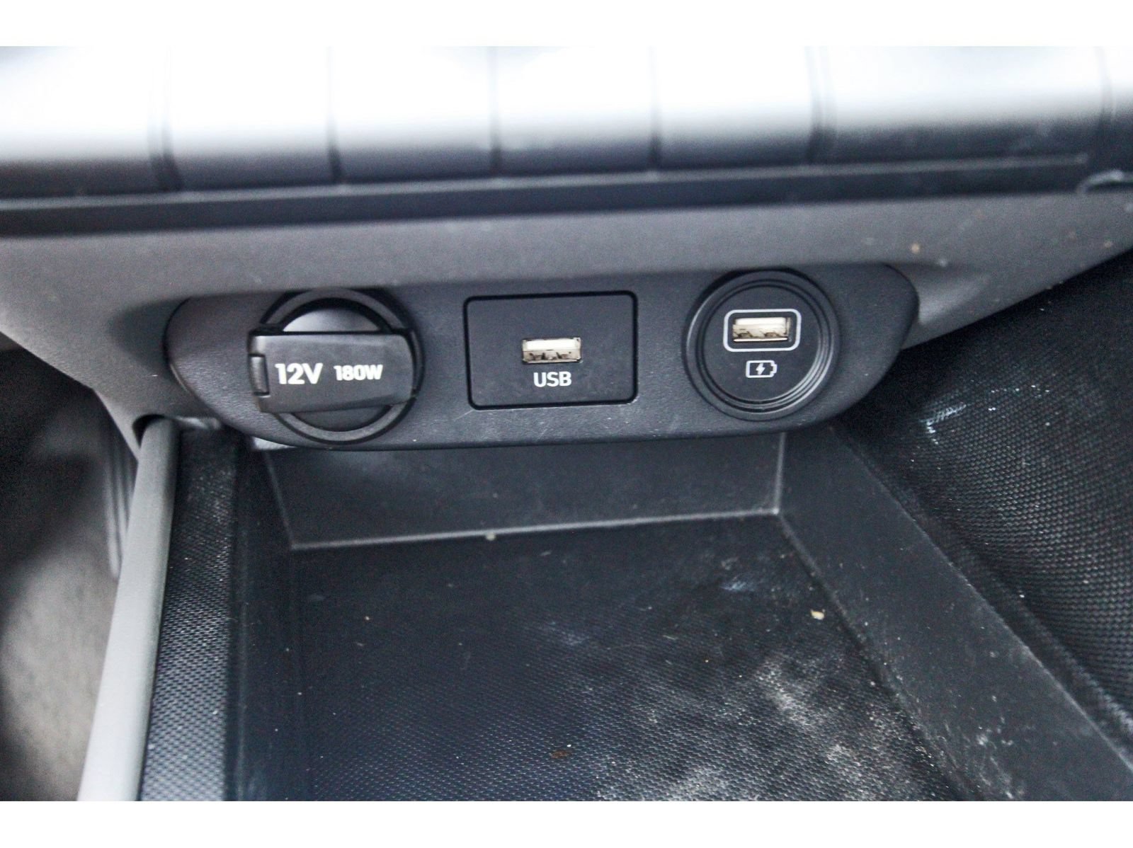 Used 2023 Hyundai Elantra SE FWD image 27