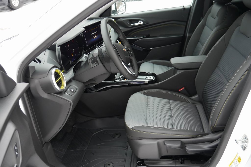 New 2026 Chevrolet Trax LT w/ Driver Confidence Package image 8