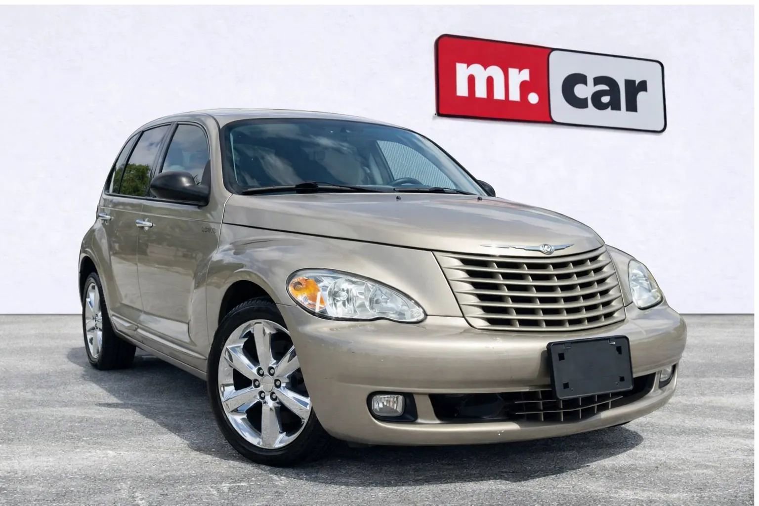 Used 2004 Chrysler PT Cruiser GT image 1