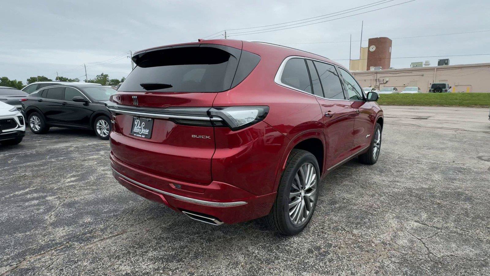 New 2026 Buick Enclave Avenir w/ Super Cruise Package FWD image 8