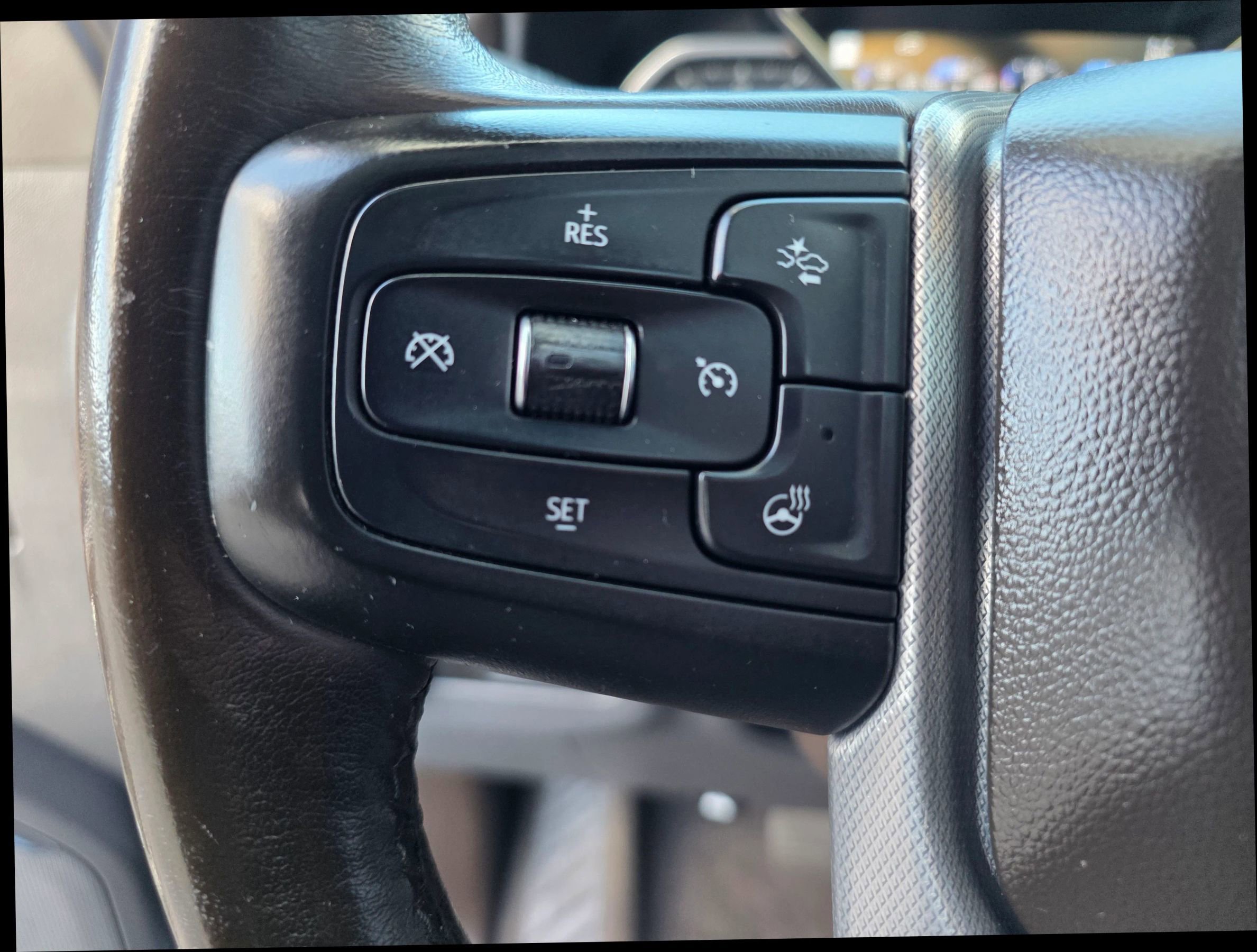 Used 2021 GMC Yukon Denali w/ Denali Ultimate Package AWD/4WD image 37