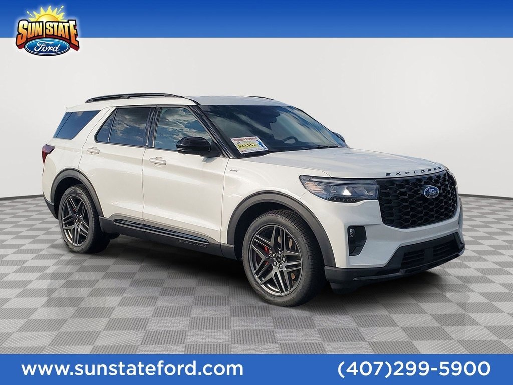 New 2025 Ford Explorer ST-Line w/ Premium Package