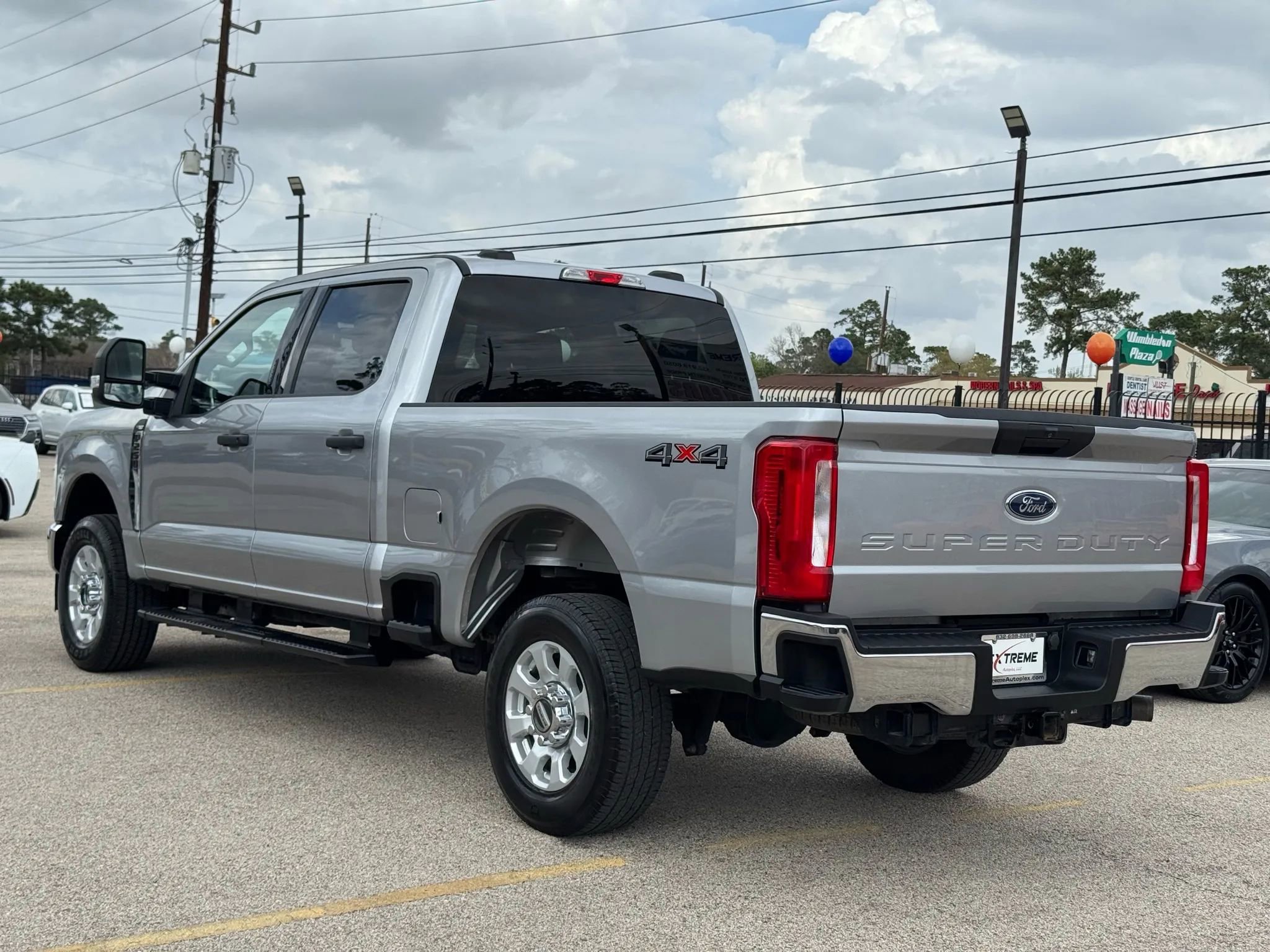 Used 2024 Ford F250 XLT image 8